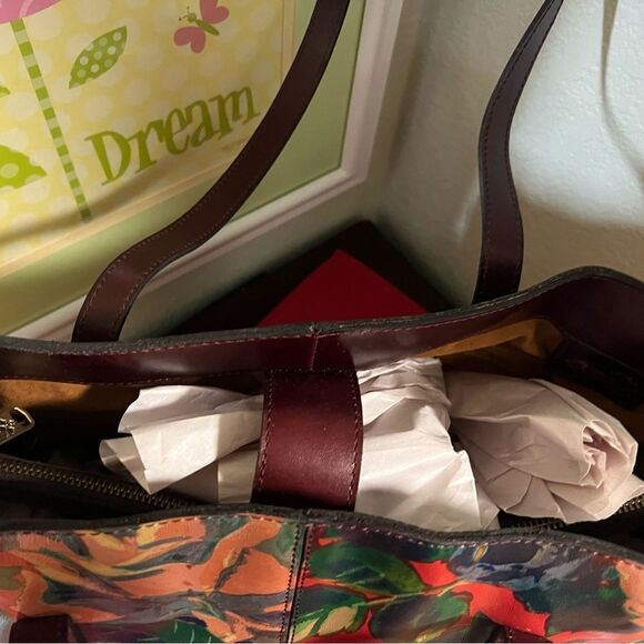 NWT Patricia Nash Kemble Floral Tote Bag - Picture 4 of 5